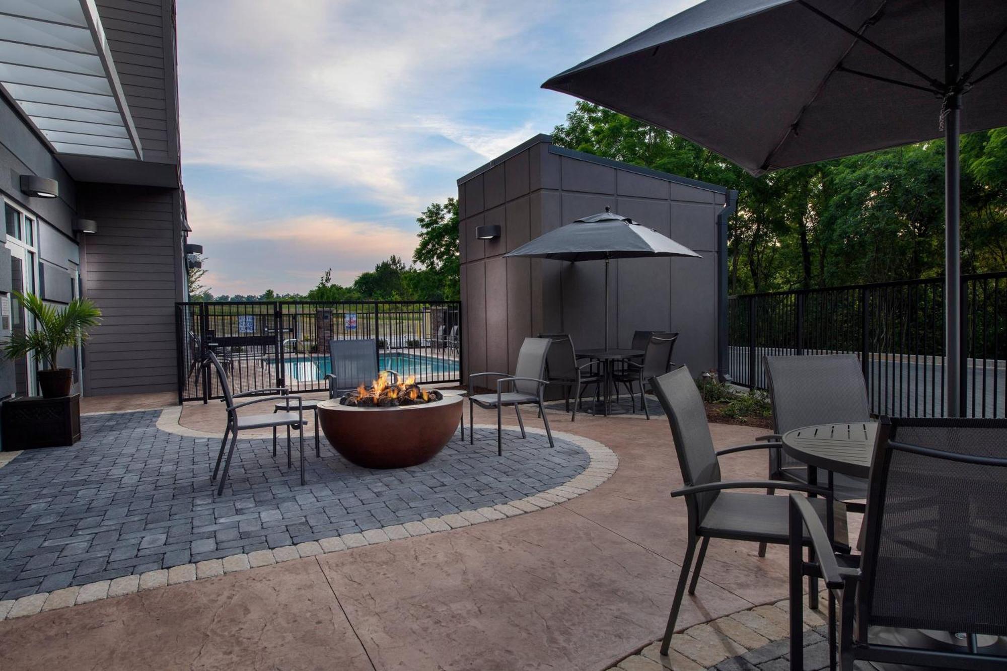 Fairfield Inn & Suites By Marriott Knoxville Lenoir City/I-75 Exterior foto